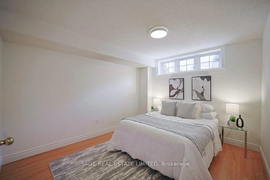 Photo 26 of 19 Estoril Terrace, Toronto, Weston-Pellam Park — HOMEH