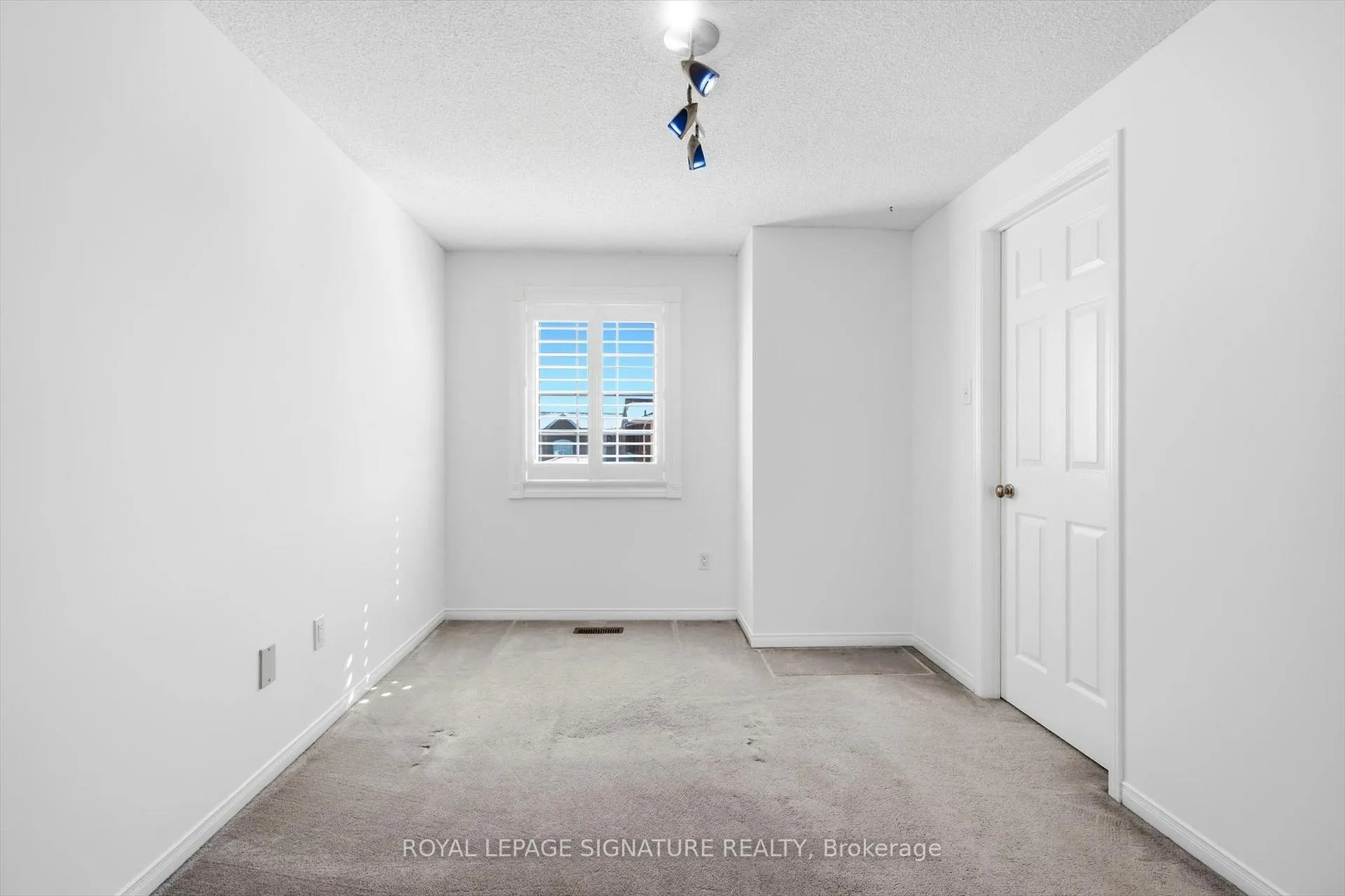 Photo 33 of 81 Parkside Drive, Brampton, Brampton South — HOMEH