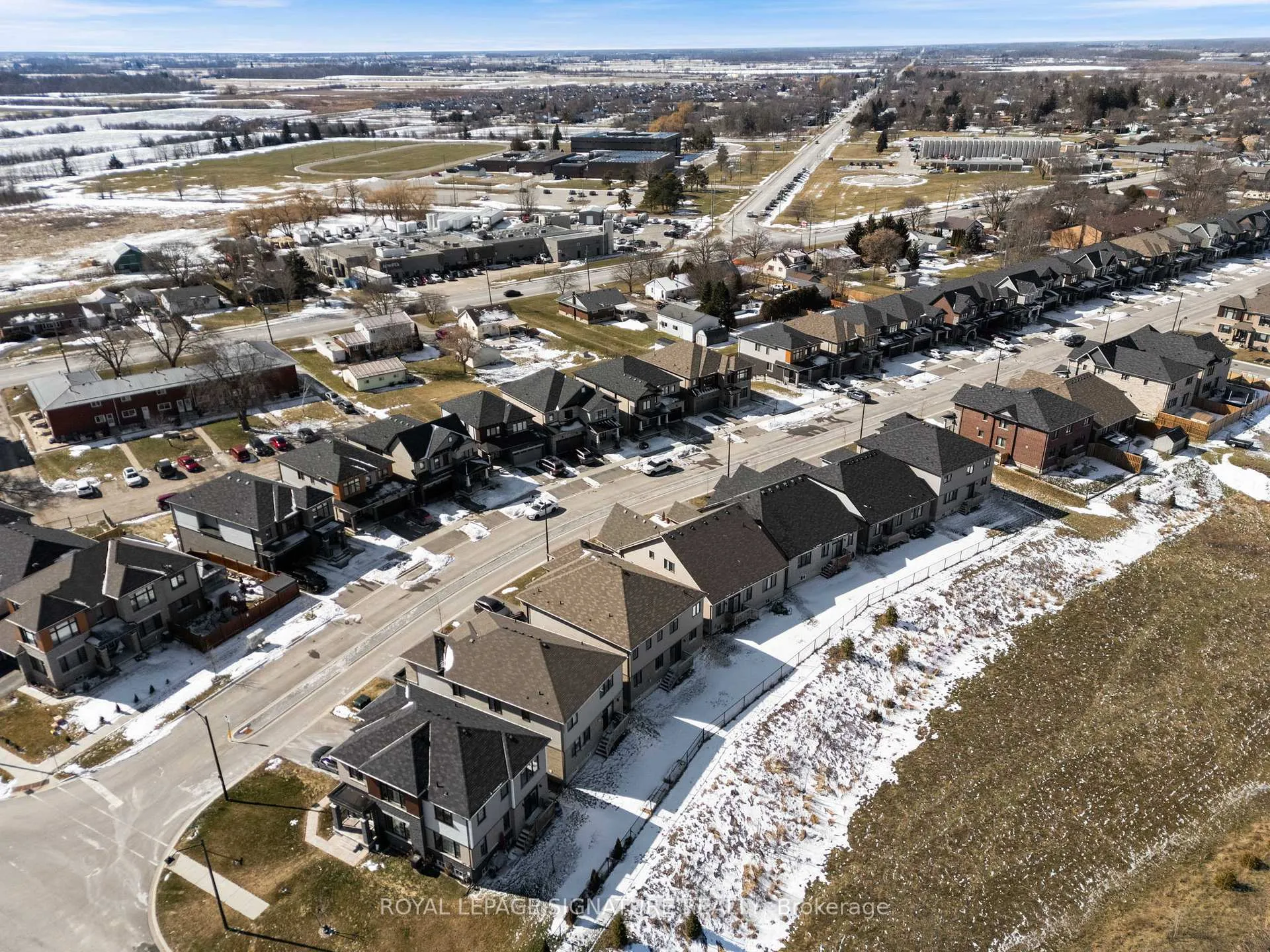 Photo 3 of 153 David Street, Haldimand — HOMEH