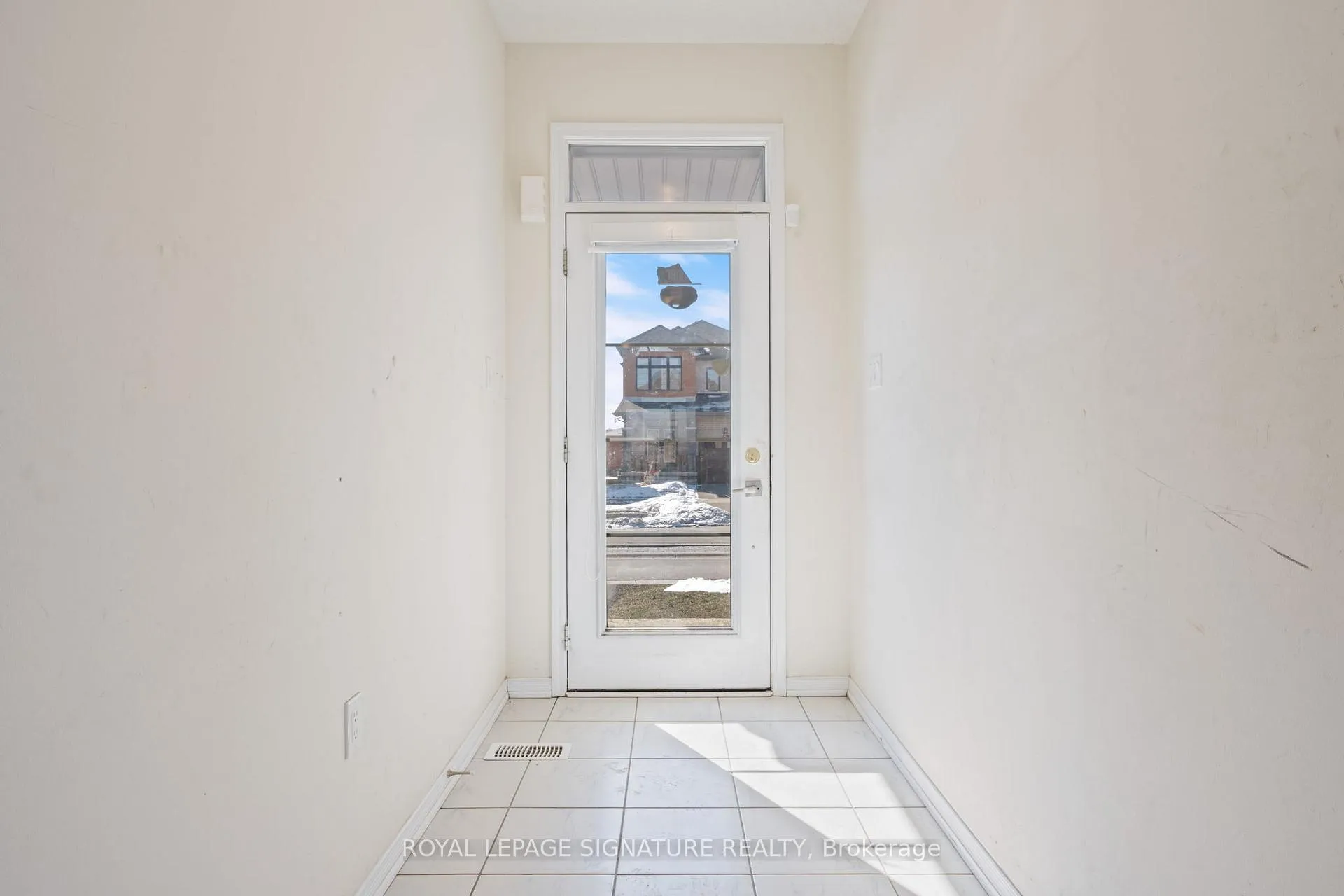 Photo 9 of 153 David Street, Haldimand — HOMEH