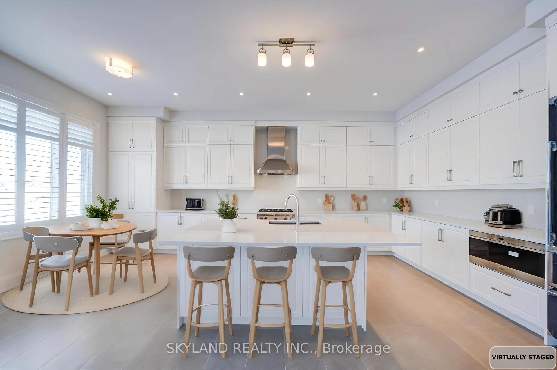 Photo 3 of 45 Balance Crescent, Markham, Cachet — HOMEH