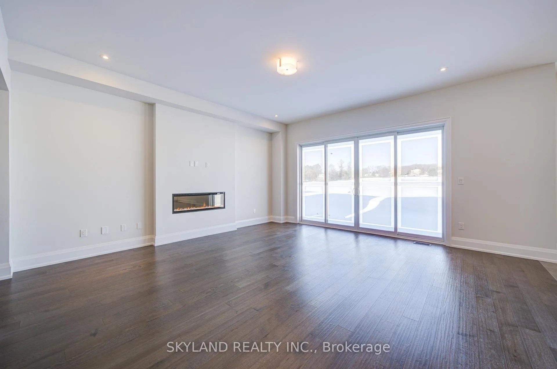 Photo 6 of 45 Balance Crescent, Markham, Cachet — HOMEH