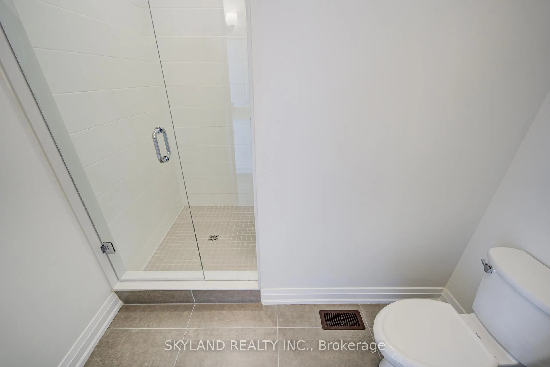 Photo 15 of 45 Balance Crescent, Markham, Cachet — HOMEH