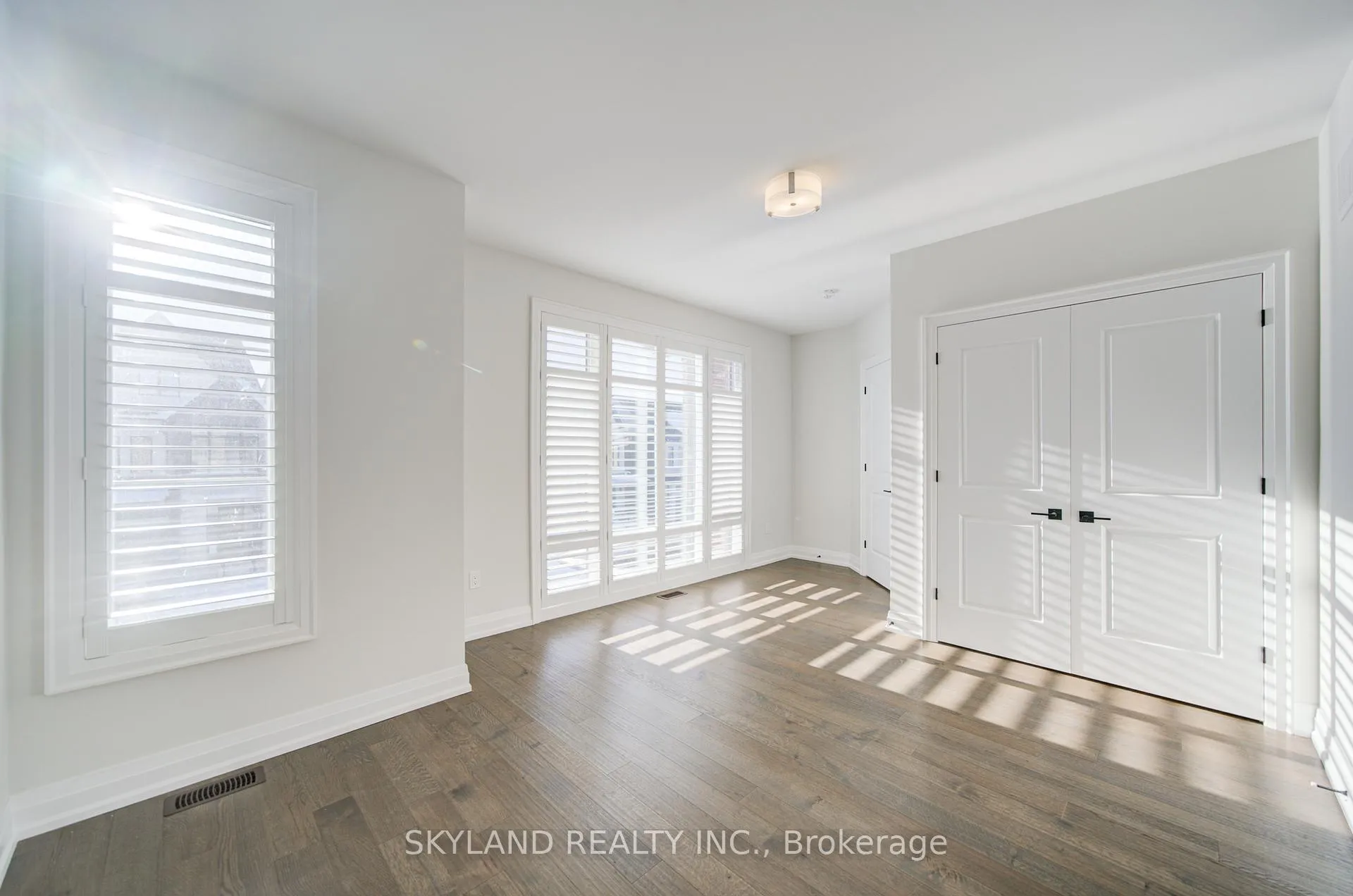 Photo 17 of 45 Balance Crescent, Markham, Cachet — HOMEH