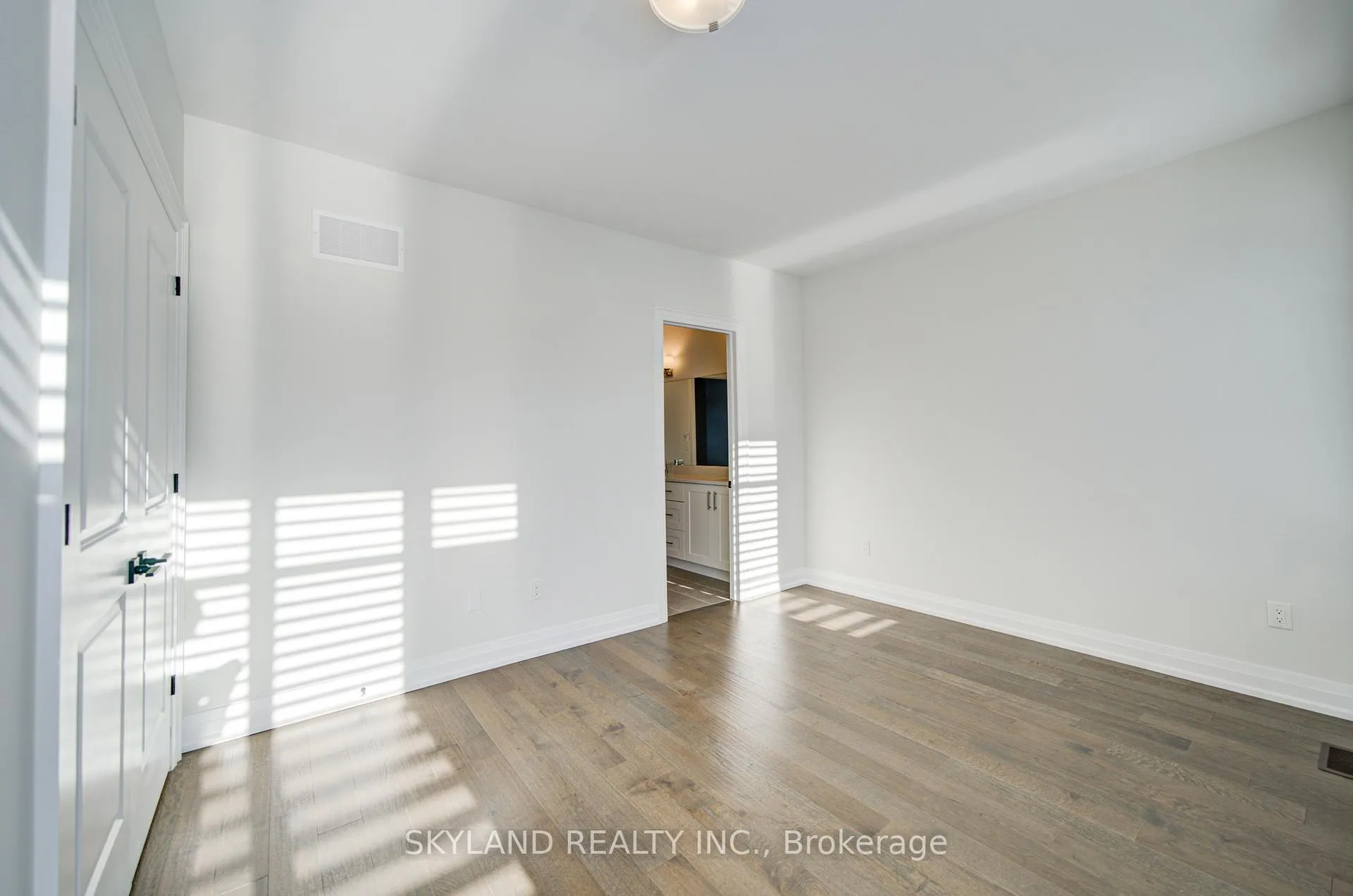Photo 19 of 45 Balance Crescent, Markham, Cachet — HOMEH