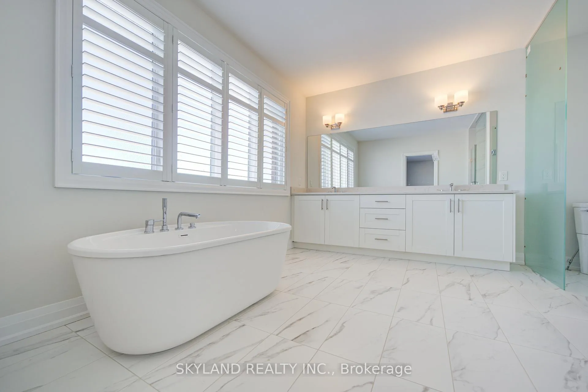 Photo 37 of 45 Balance Crescent, Markham, Cachet — HOMEH