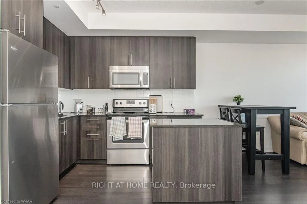 Photo 3 of Unit 1401, 85 Duke Street West, Kitchener — HOMEH