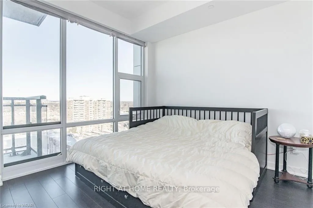 Photo 11 of Unit 1401, 85 Duke Street West, Kitchener — HOMEH