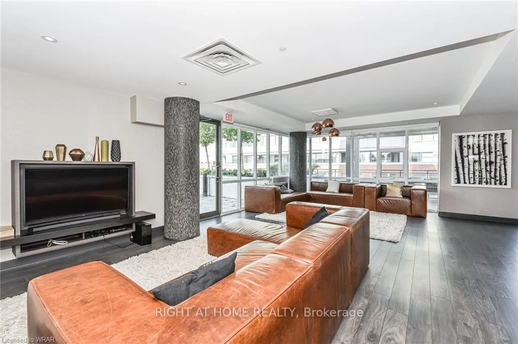 Photo 14 of Unit 1401, 85 Duke Street West, Kitchener — HOMEH
