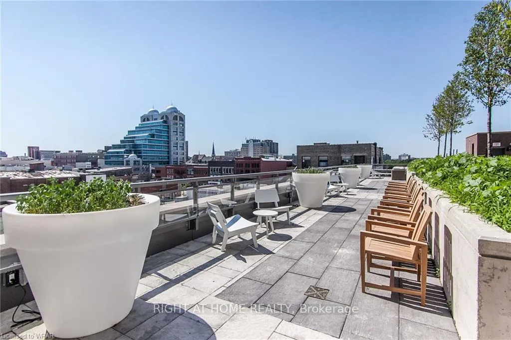 Photo 19 of Unit 1401, 85 Duke Street West, Kitchener — HOMEH