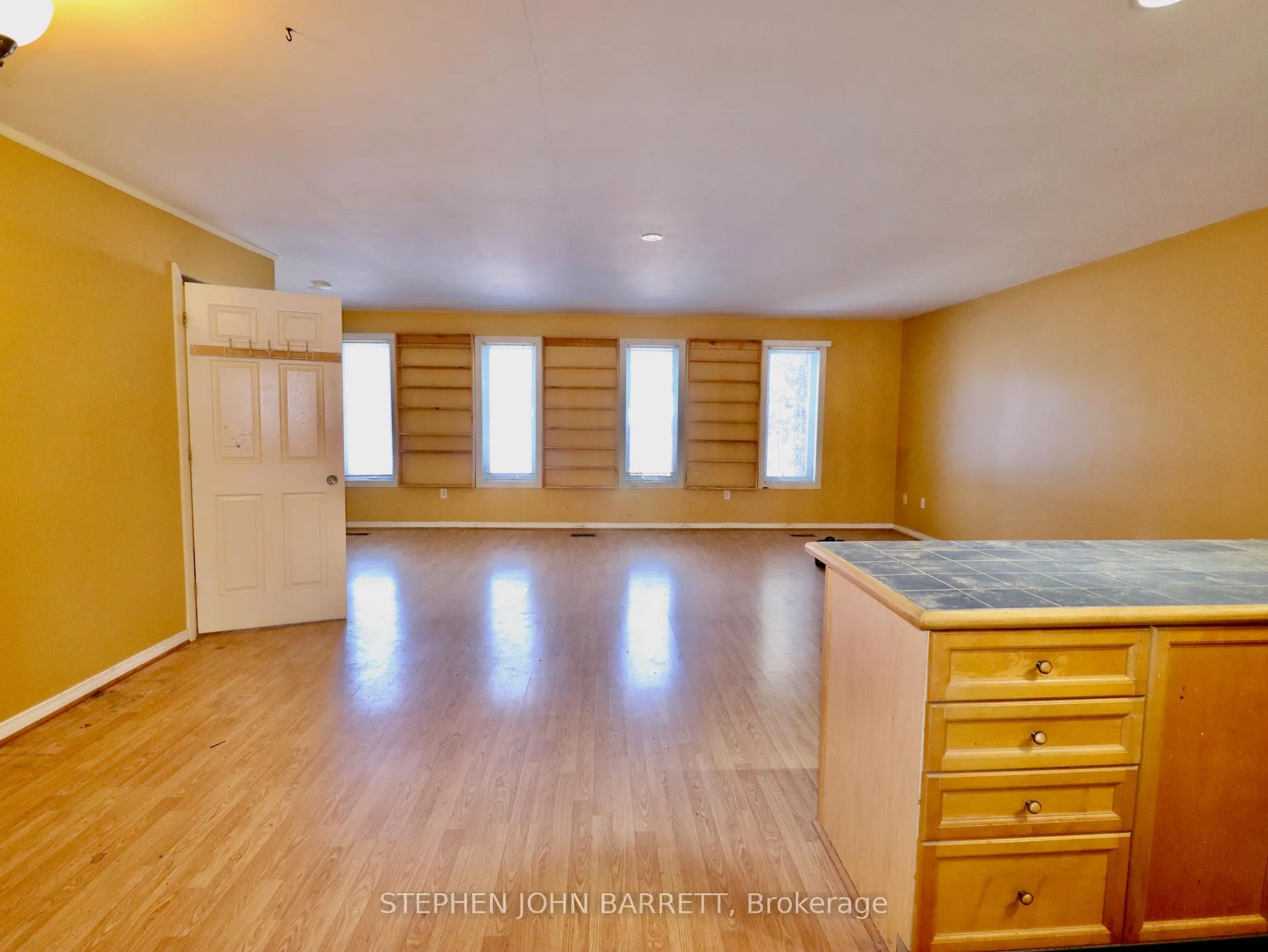 Photo 5 of 7709 Smith Boulevard, Georgina, Baldwin — HOMEH