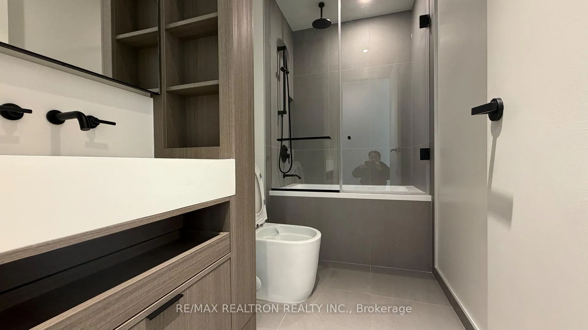 Photo 16 of Unit 803, 55 Charles Street E, Toronto, Church-Yonge Corridor — HOMEH