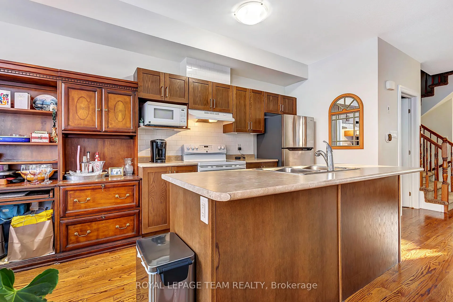 Photo 10 of 88 Desmond Trudeau Drive, Arnprior — HOMEH
