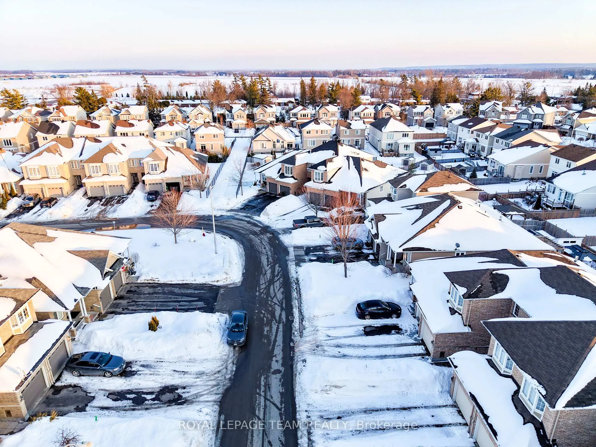 Photo 33 of 88 Desmond Trudeau Drive, Arnprior — HOMEH