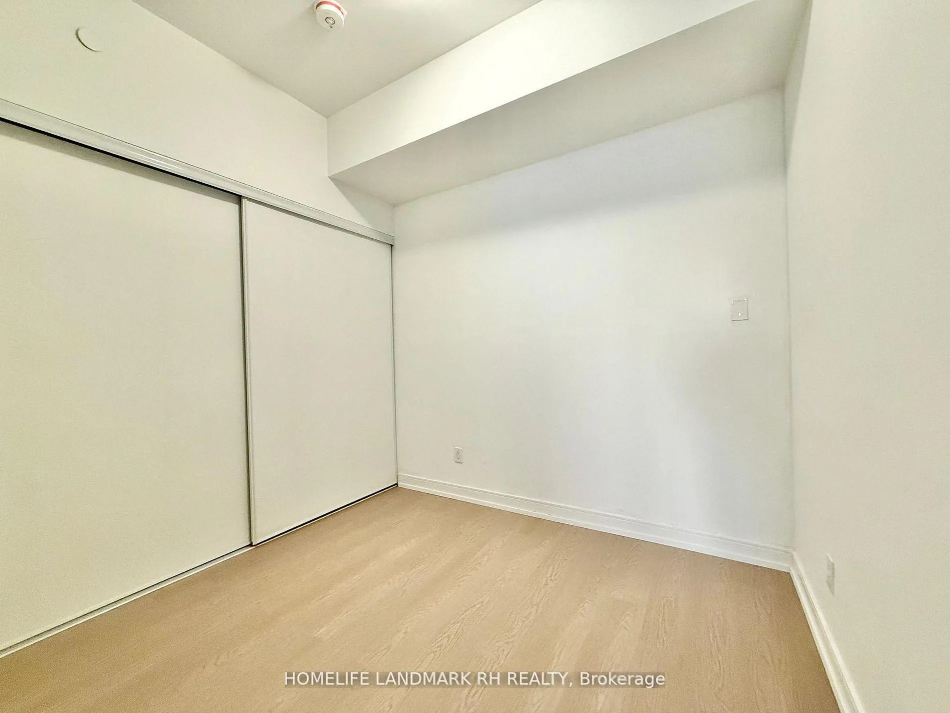 Photo 10 of Unit 511, 3 Gloucester Street, Toronto, Church-Yonge Corridor — HOMEH