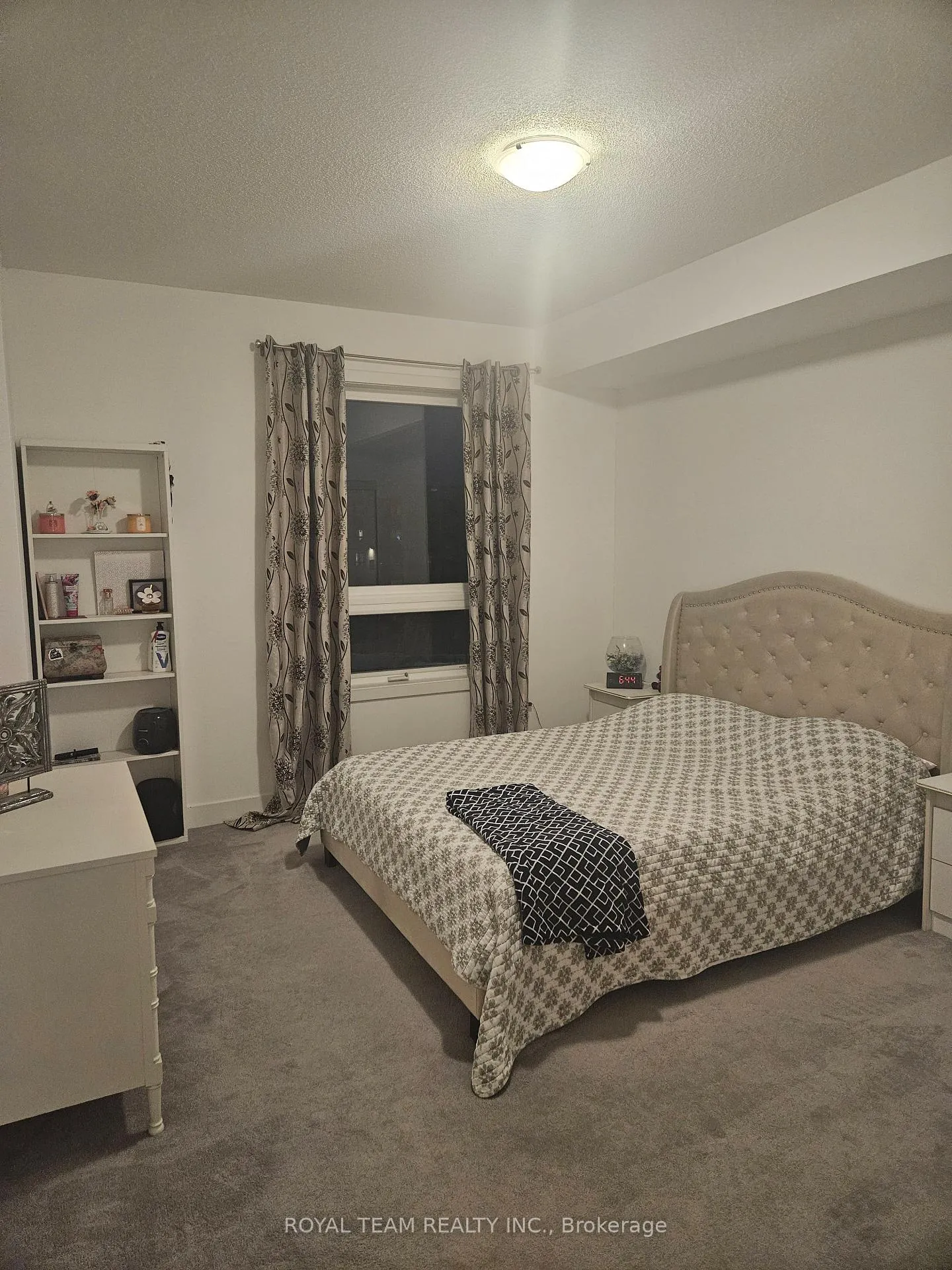 Photo 10 of Unit 405, 6 Spice Way, Barrie, Rural Barrie Southeast — HOMEH