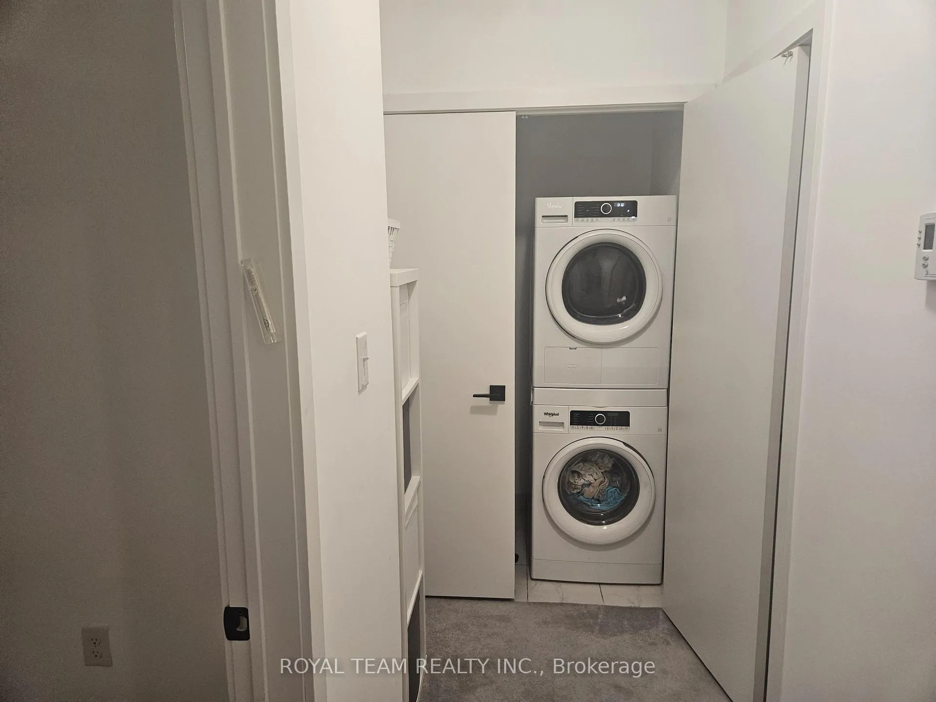 Photo 15 of Unit 405, 6 Spice Way, Barrie, Rural Barrie Southeast — HOMEH