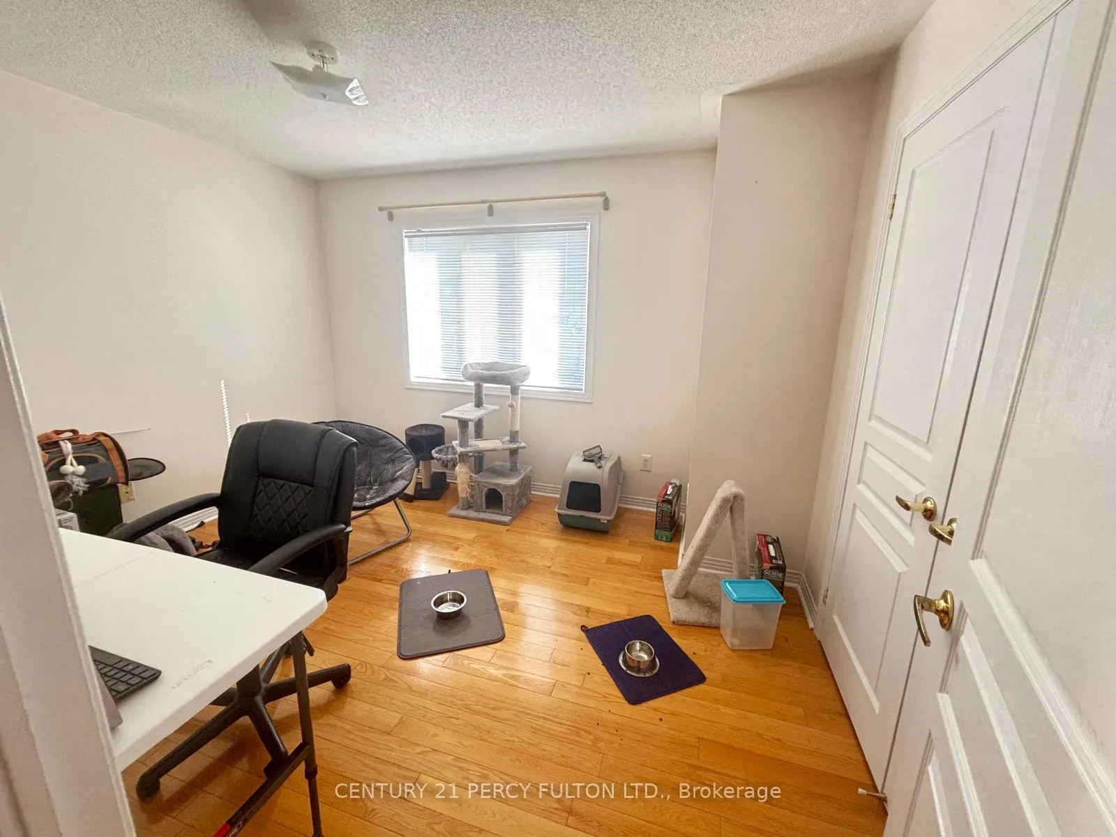 Photo 10 of 64 Oakford Drive, Markham, Cachet — HOMEH