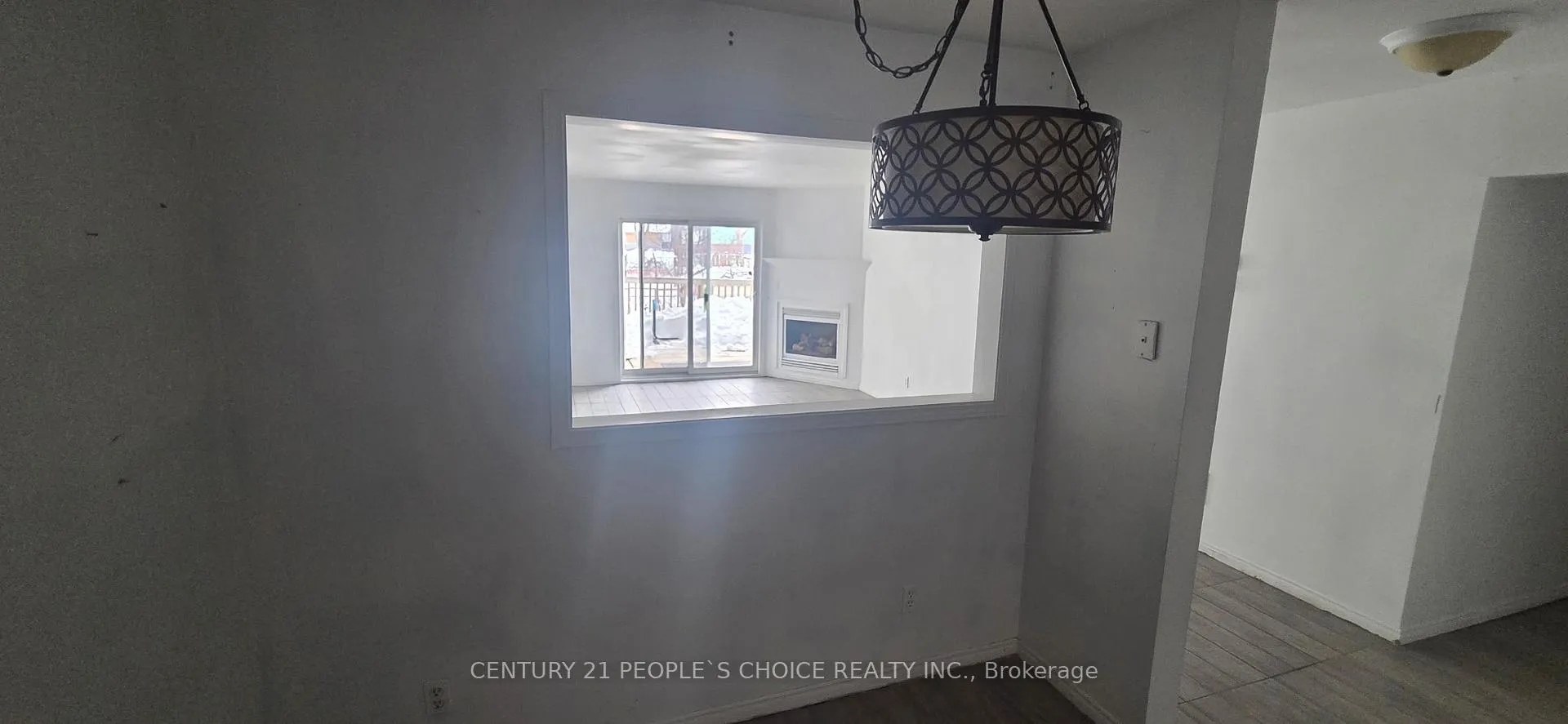 Photo 2 of Unit 1, 3784 Sinnicks Avenue, Niagara Falls, Church's Lane — HOMEH