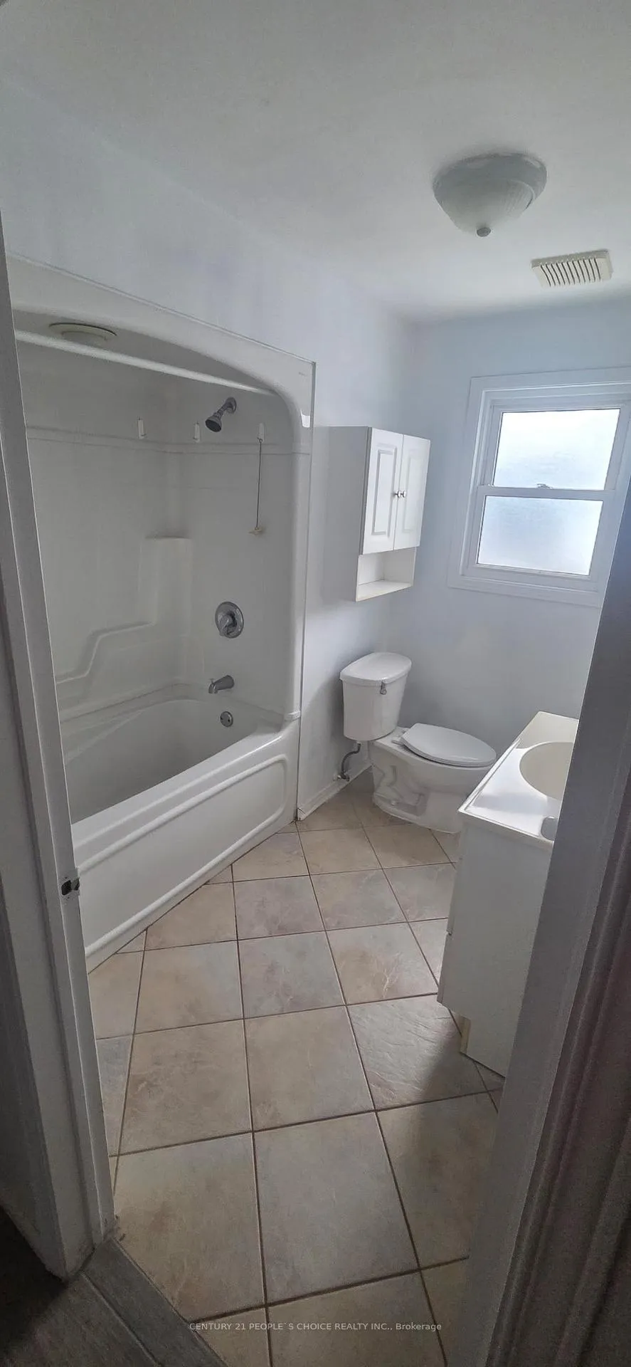 Photo 4 of Unit 1, 3784 Sinnicks Avenue, Niagara Falls, Church's Lane — HOMEH