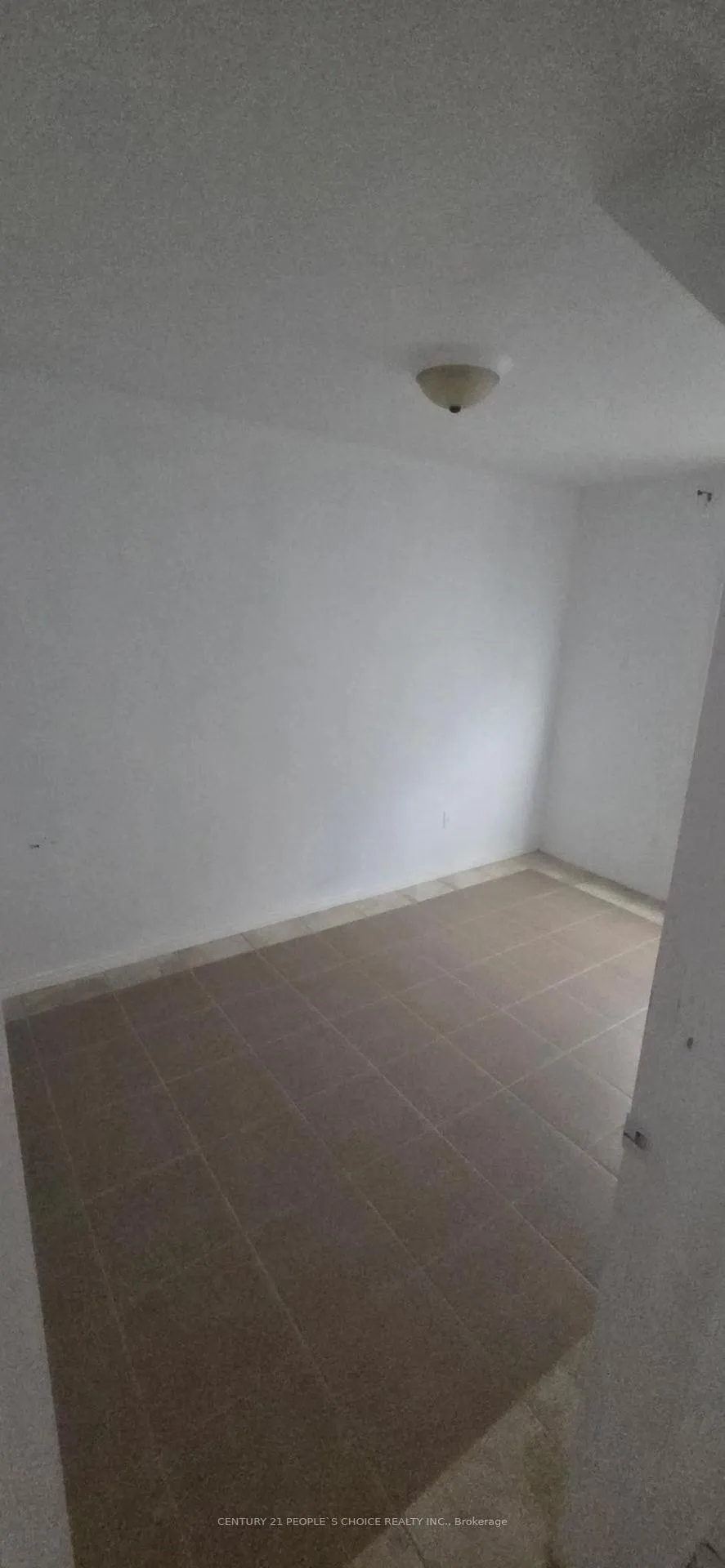 Photo 5 of Unit 1, 3784 Sinnicks Avenue, Niagara Falls, Church's Lane — HOMEH