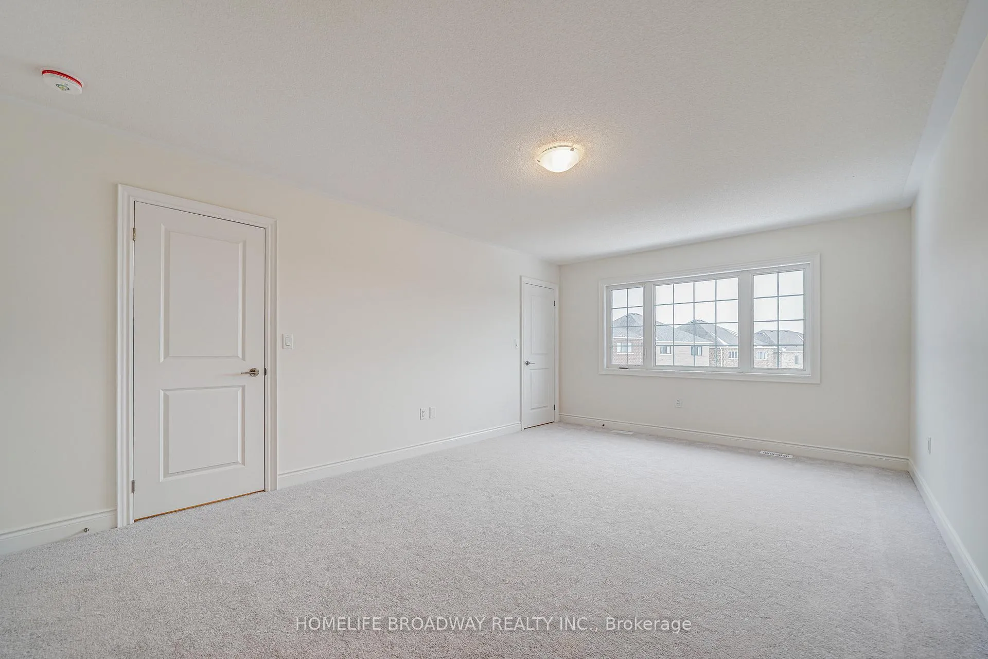 Photo 11 of 30 Tremoy Road, East Gwillimbury, Holland Landing — HOMEH