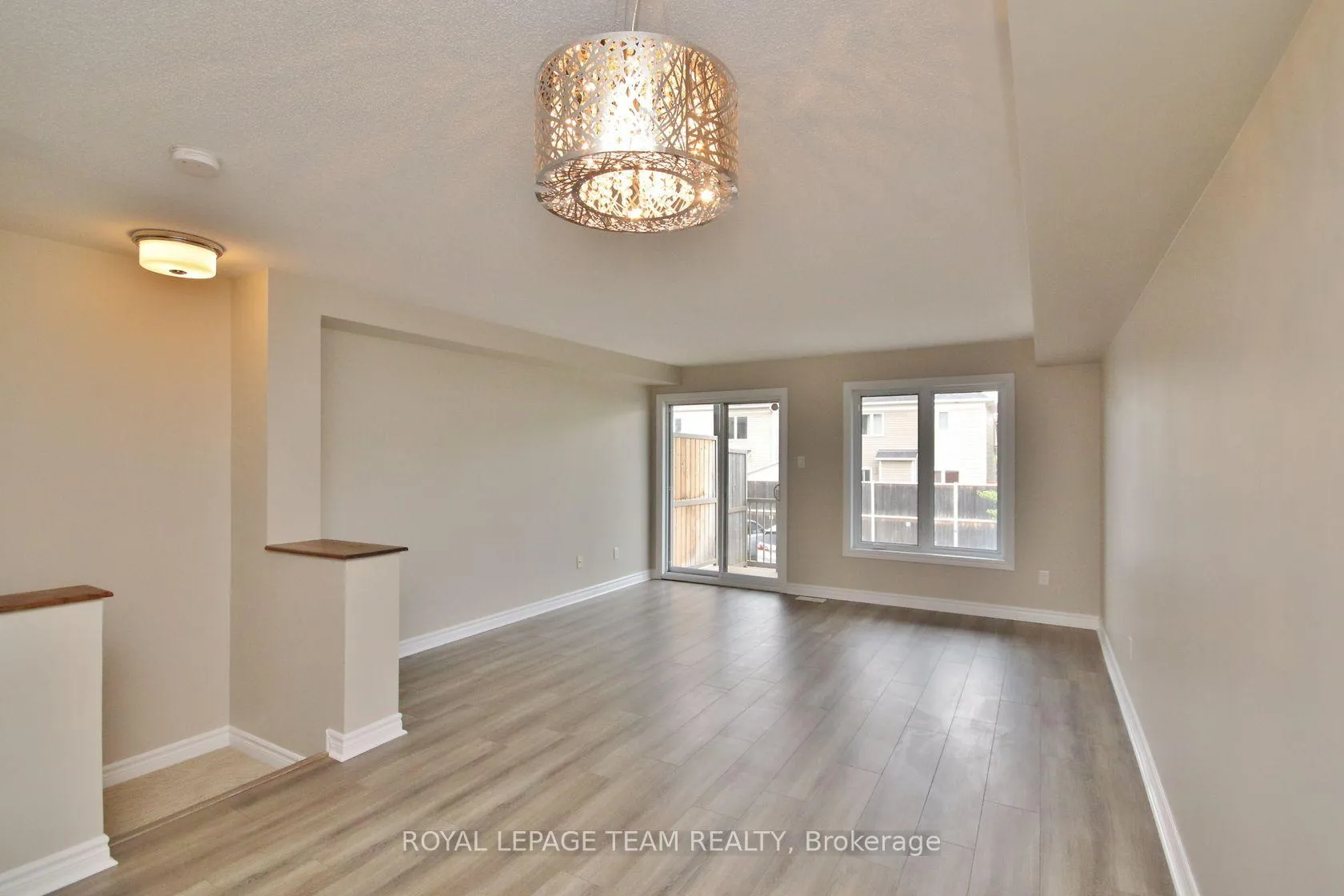Photo 10 of 583A Chapman Mills Drive, Ottawa, Barrhaven - Strandherd — HOMEH