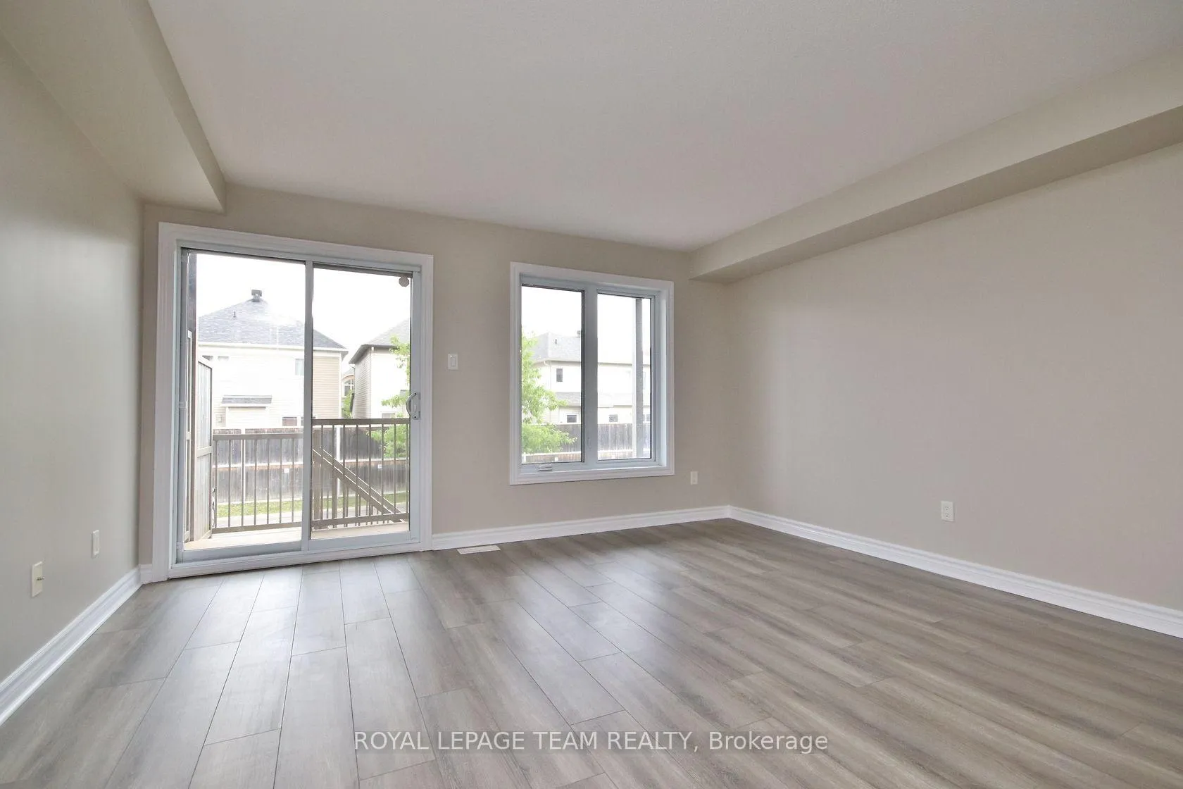 Photo 12 of 583A Chapman Mills Drive, Ottawa, Barrhaven - Strandherd — HOMEH