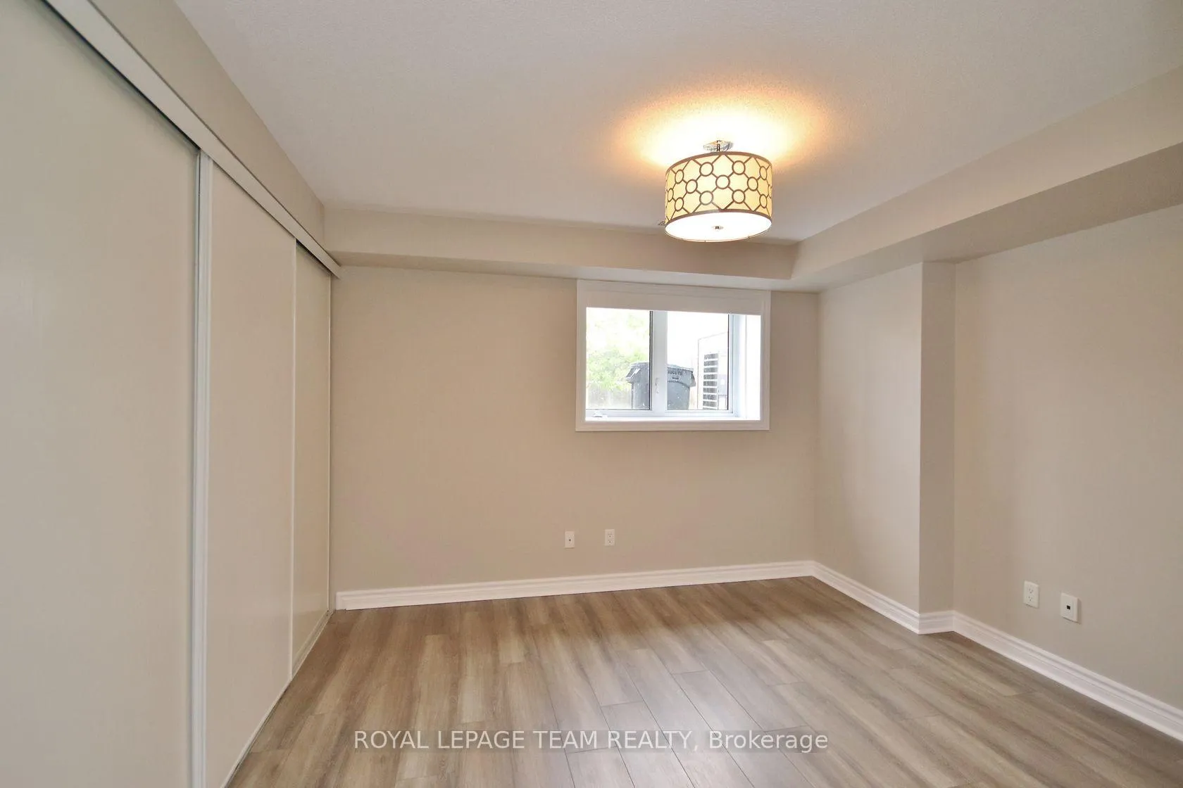 Photo 17 of 583A Chapman Mills Drive, Ottawa, Barrhaven - Strandherd — HOMEH
