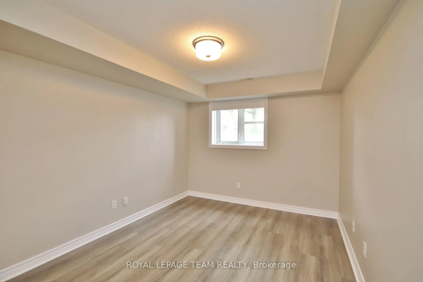 Photo 23 of 583A Chapman Mills Drive, Ottawa, Barrhaven - Strandherd — HOMEH