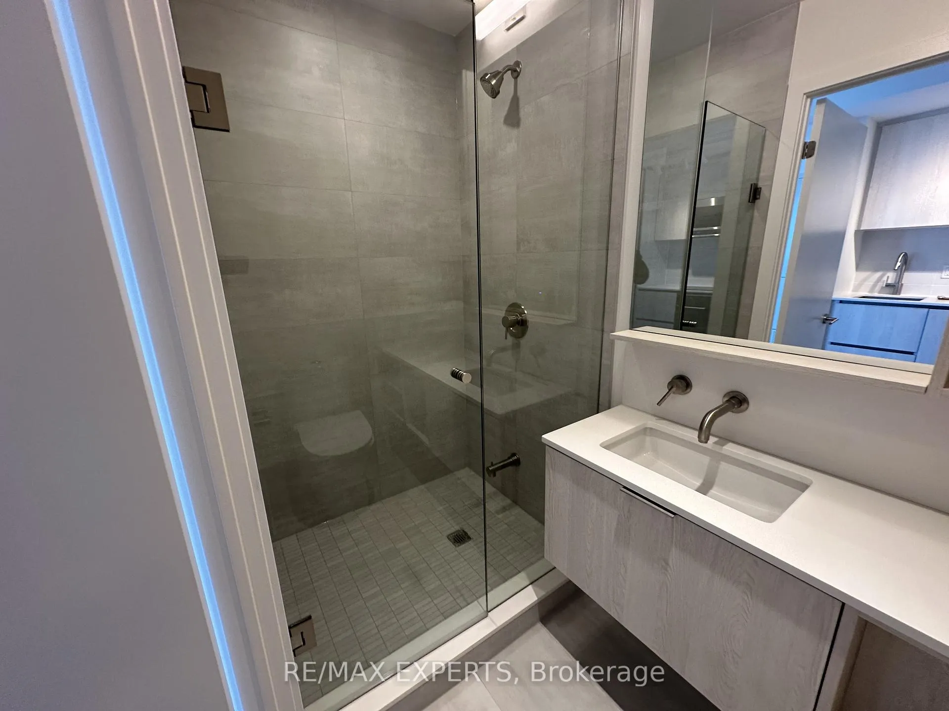 Photo 11 of 120 Broadway Avenue, Toronto, Mount Pleasant West — HOMEH