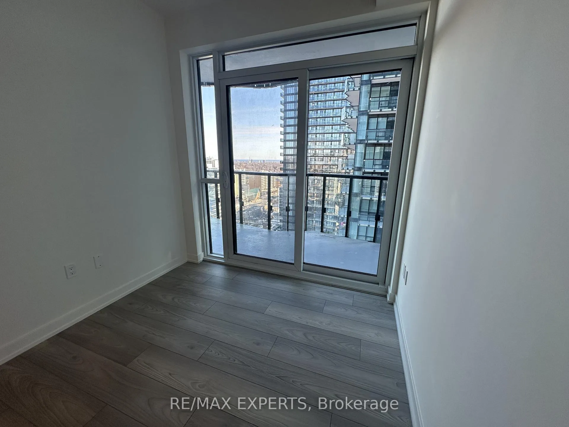 Photo 12 of 120 Broadway Avenue, Toronto, Mount Pleasant West — HOMEH