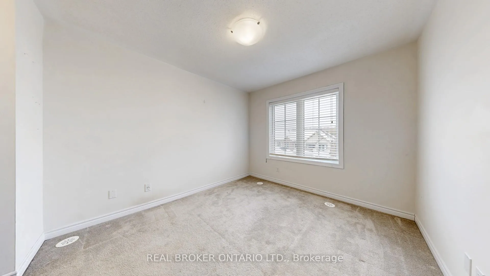 Photo 12 of 17 Blackpool Lane, East Gwillimbury, Queensville — HOMEH