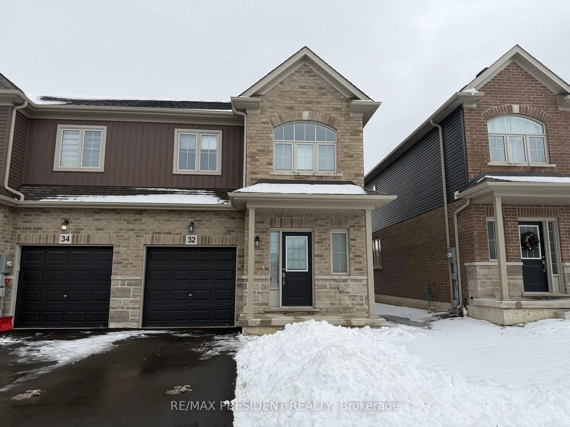 Photo 1 of 32 Zoe Lane, Hamilton, Rural Glanbrook — HOMEH