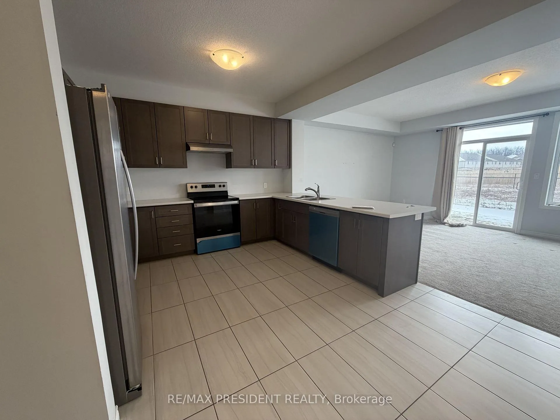 Photo 7 of 32 Zoe Lane, Hamilton, Rural Glanbrook — HOMEH