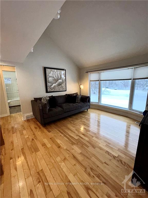 Photo 9 of 1803 Old Second Line Road, Ottawa, Kanata - Kanata (North West) — HOMEH