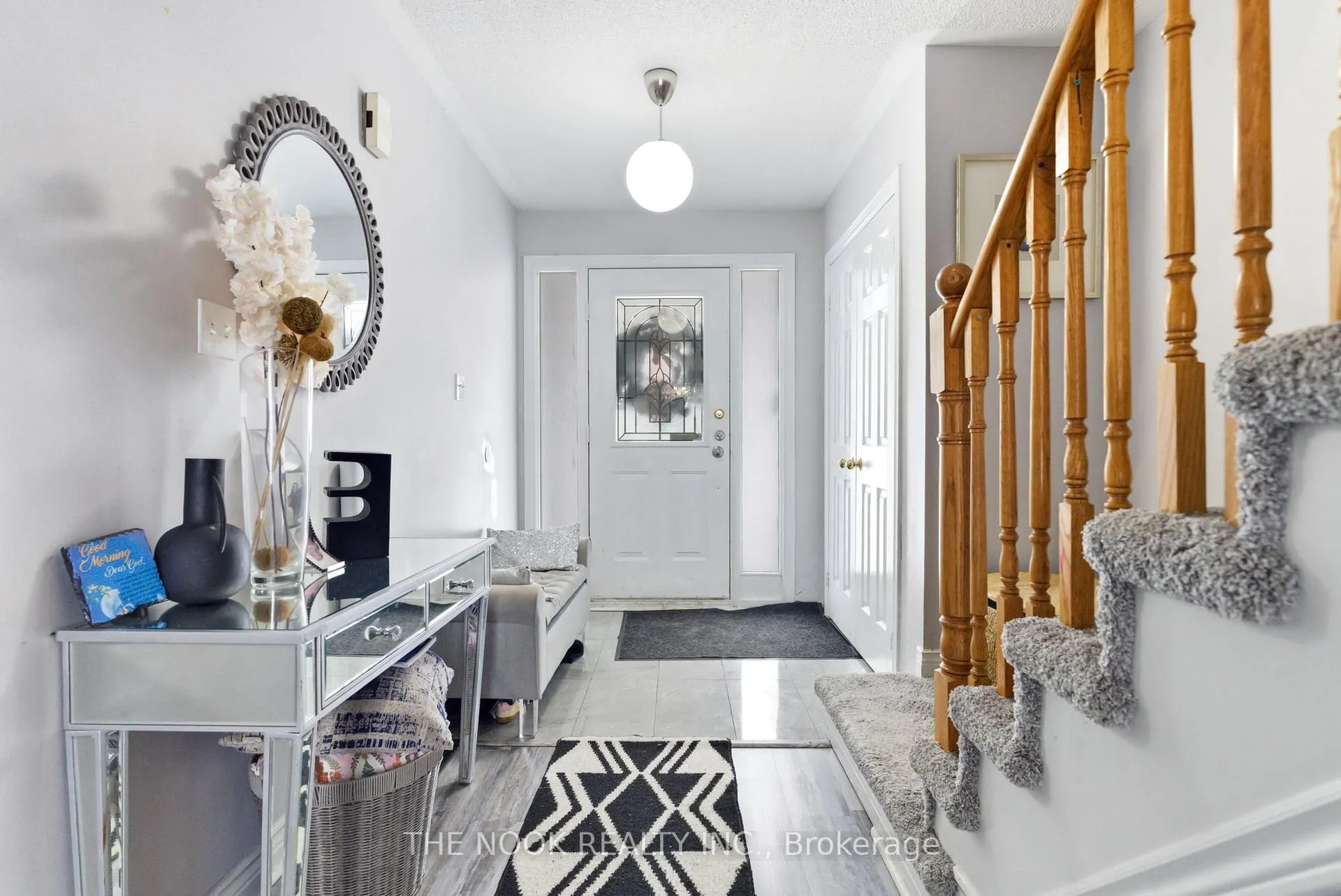 Photo 2 of 119 Brownstone Crescent, Clarington, Courtice — HOMEH