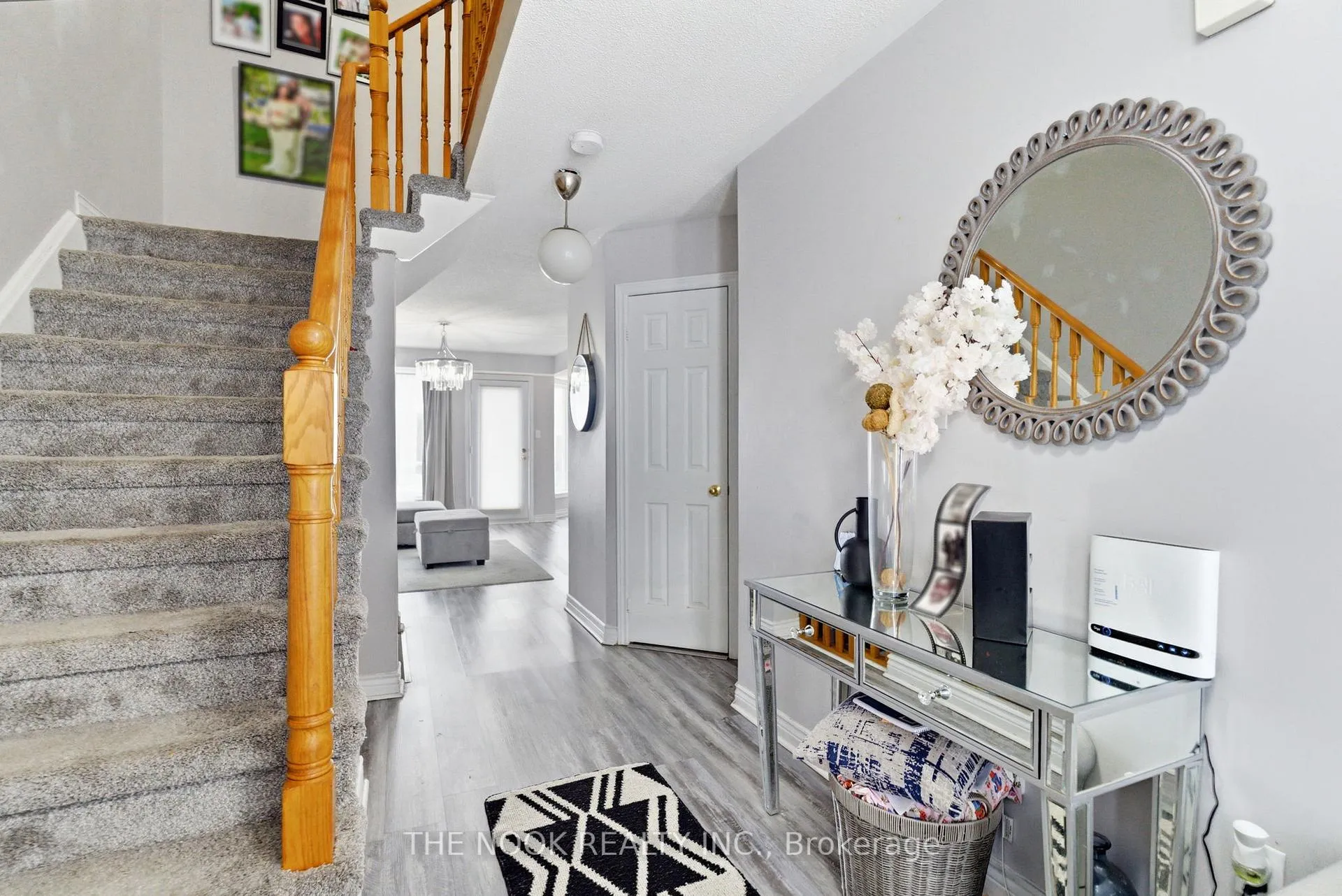 Photo 3 of 119 Brownstone Crescent, Clarington, Courtice — HOMEH