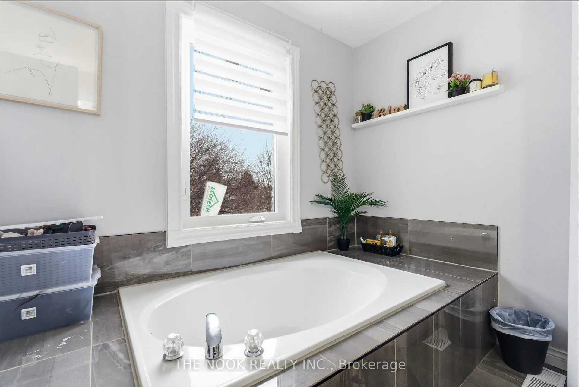 Photo 17 of 119 Brownstone Crescent, Clarington, Courtice — HOMEH