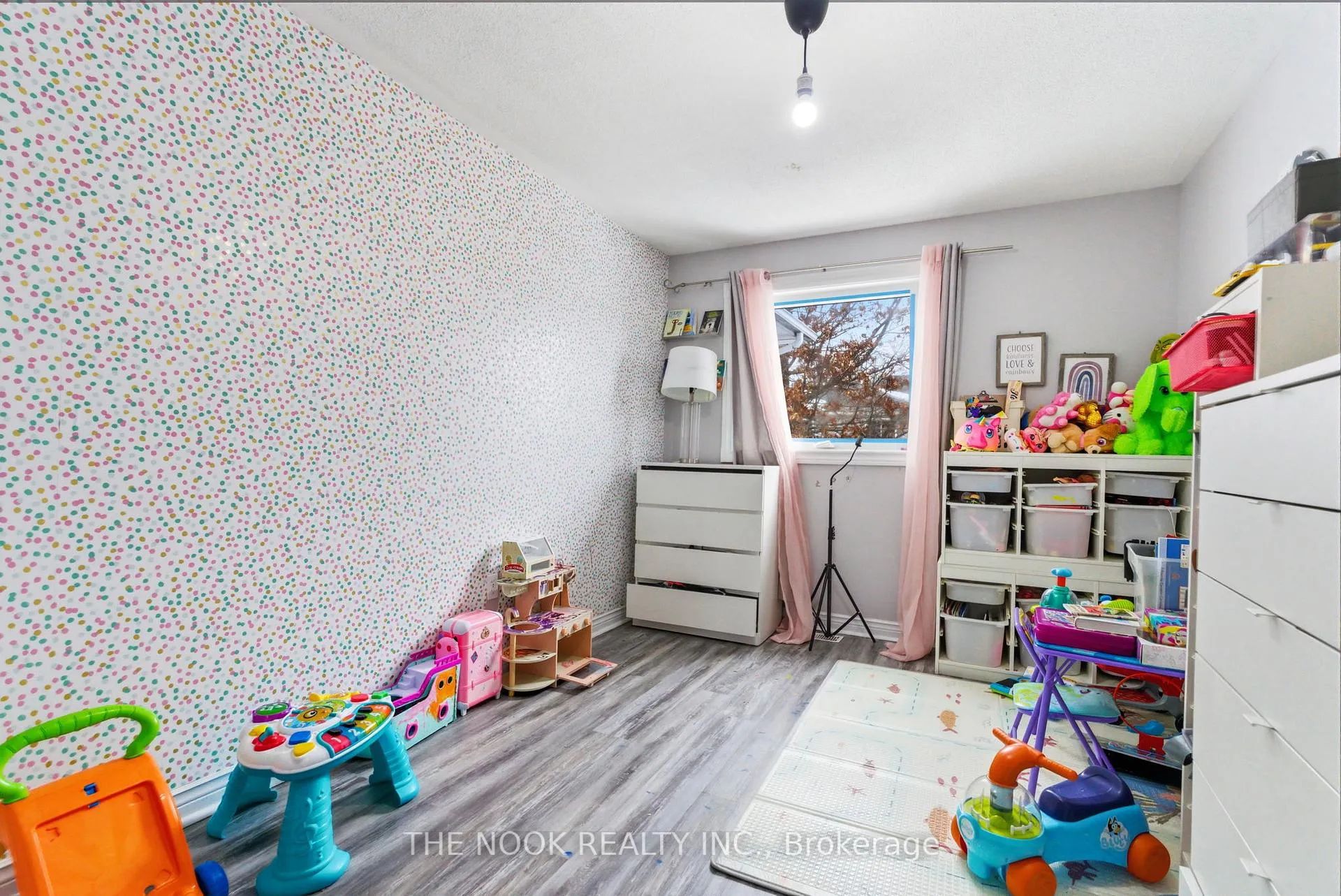 Photo 23 of 119 Brownstone Crescent, Clarington, Courtice — HOMEH