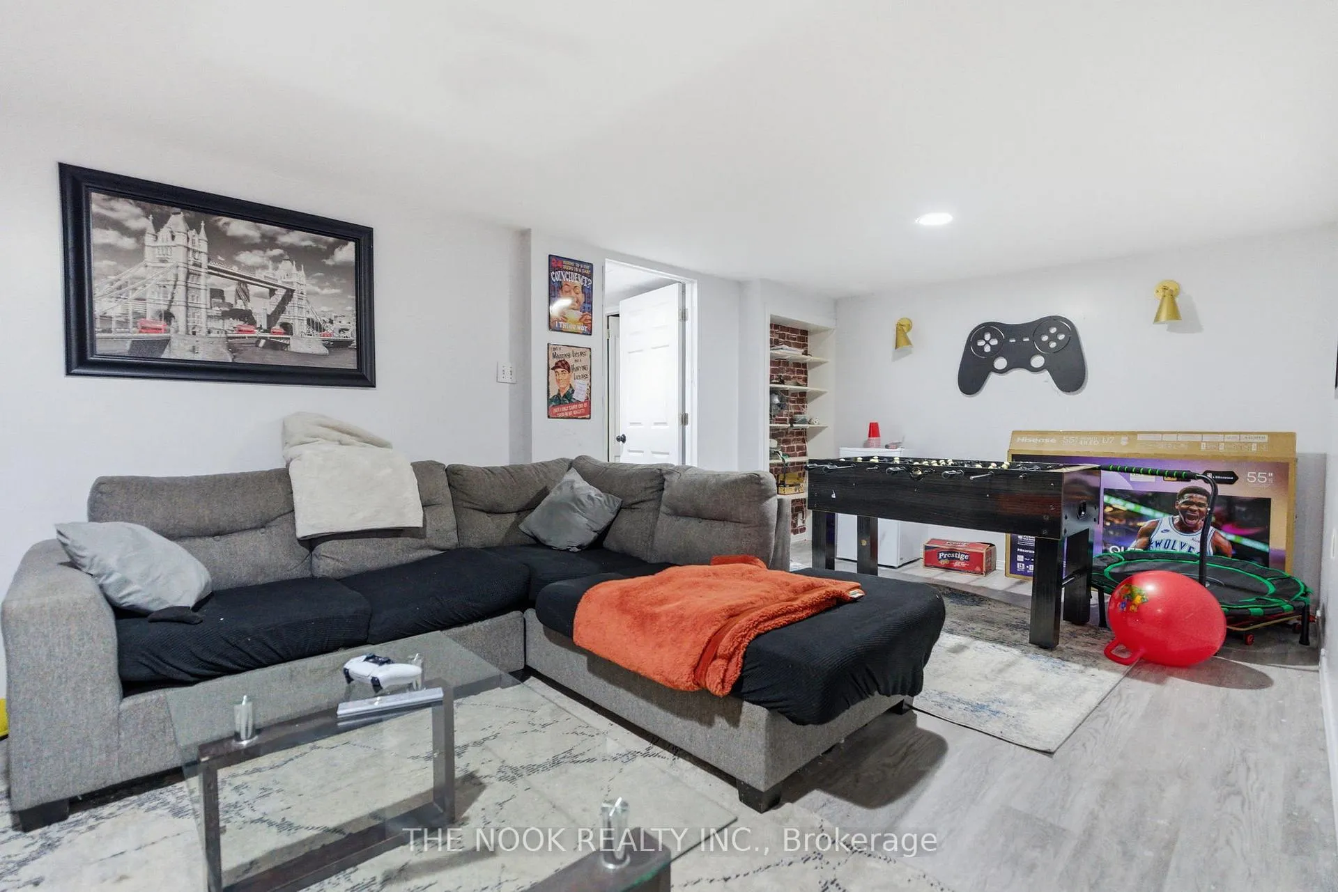 Photo 32 of 119 Brownstone Crescent, Clarington, Courtice — HOMEH