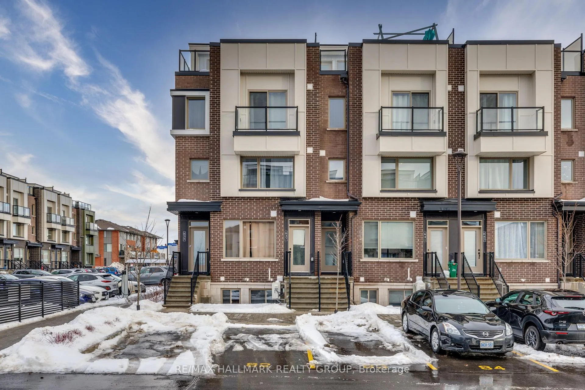 Photo 2 of Unit 98, 637 Makwa Private, Ottawa, CFB Rockcliffe and Area — HOMEH