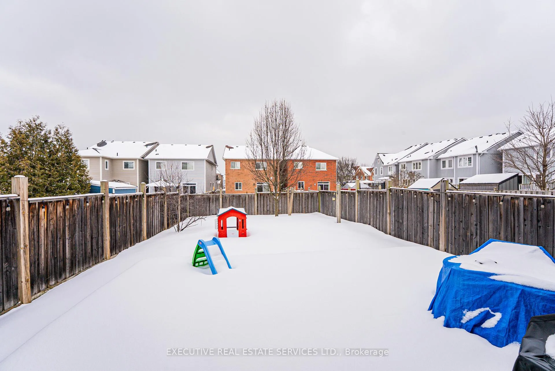 Photo 17 of 51 Chiswick Avenue, Whitby, Brooklin — HOMEH