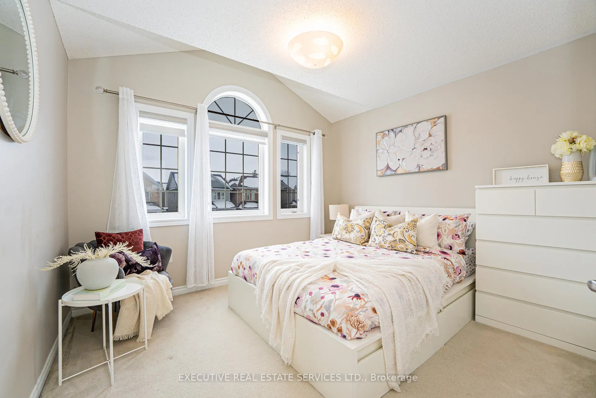Photo 27 of 51 Chiswick Avenue, Whitby, Brooklin — HOMEH