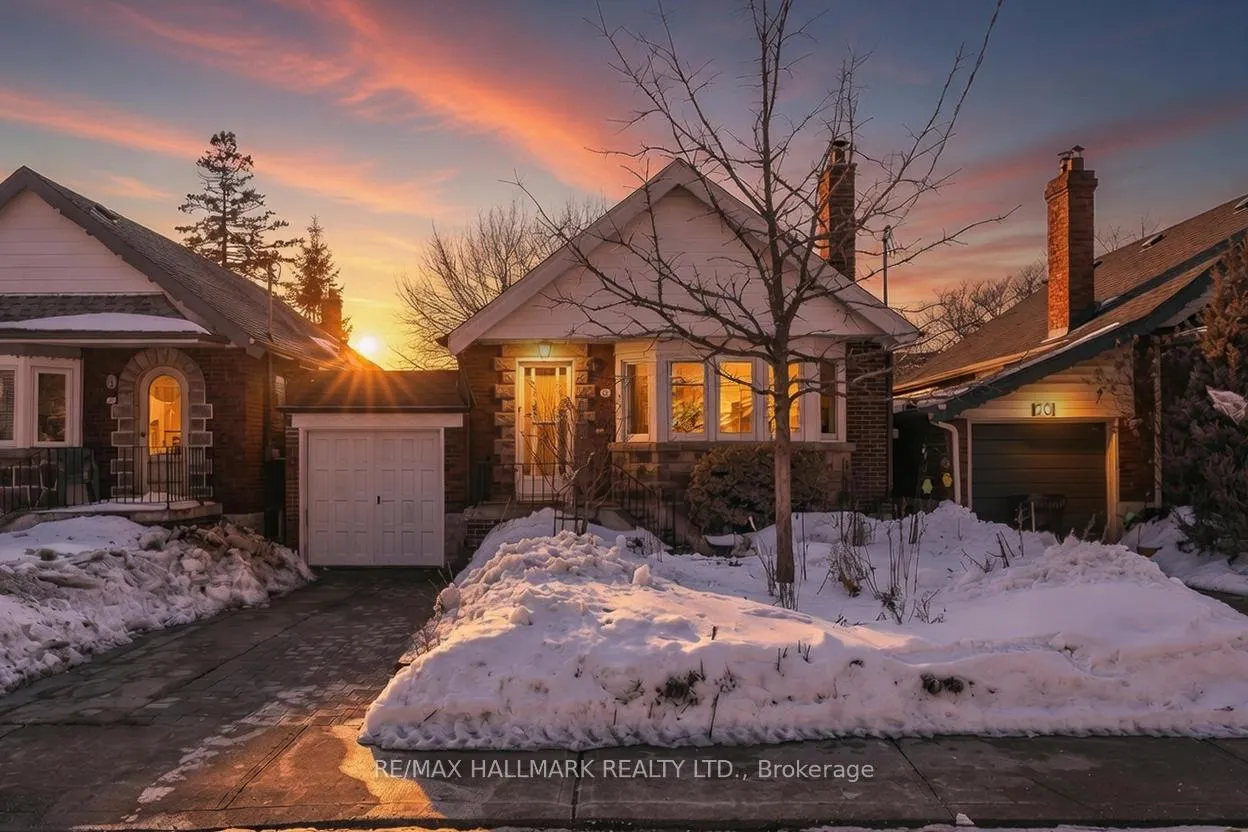 Photo 2 of 18 Fairside Avenue, Toronto, Danforth Village-East York — HOMEH