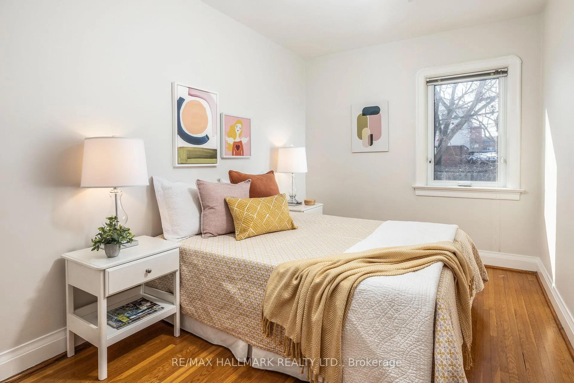 Photo 13 of 18 Fairside Avenue, Toronto, Danforth Village-East York — HOMEH