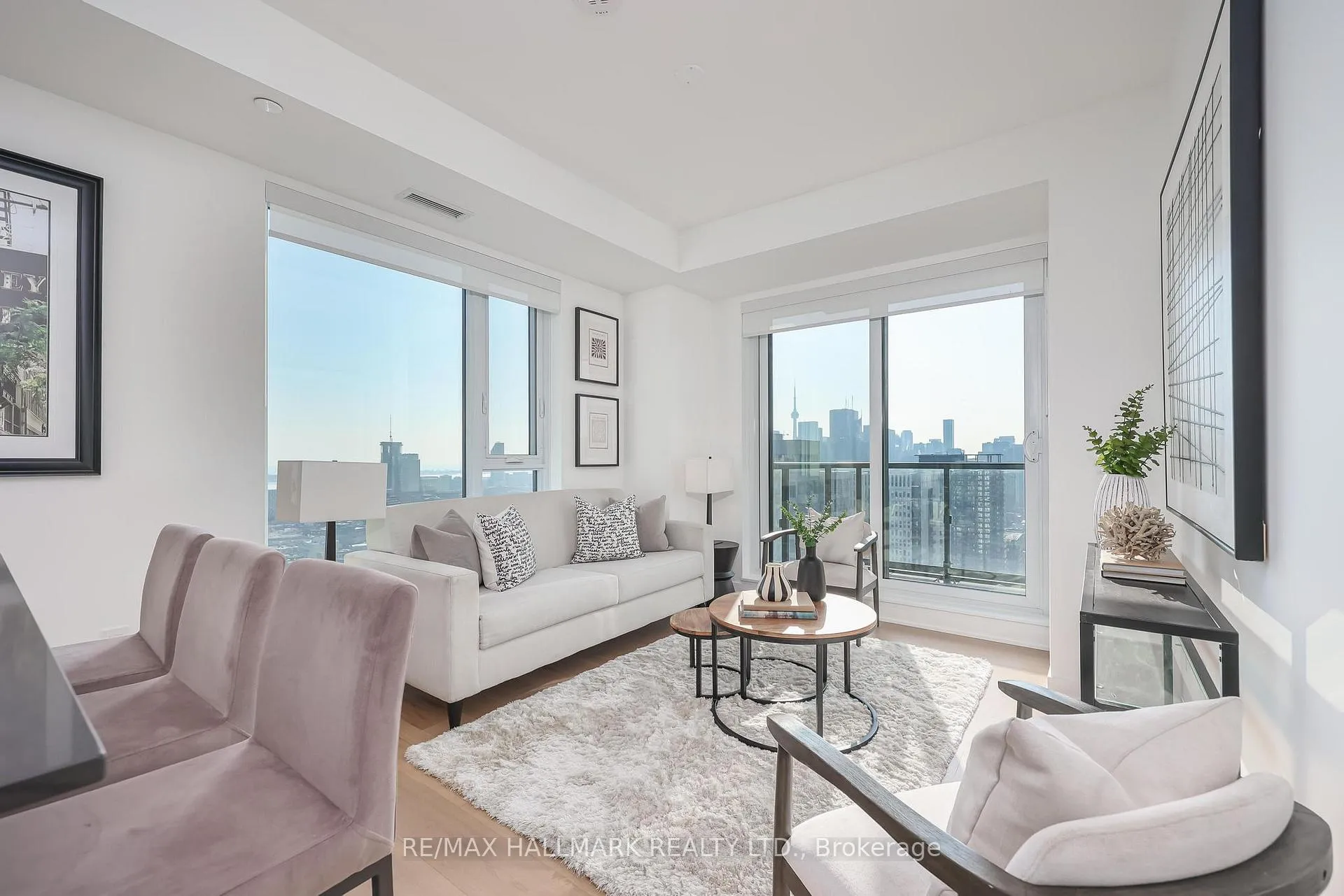 Photo 3 of Unit 2703, 130 River Street, Toronto, Regent Park — HOMEH