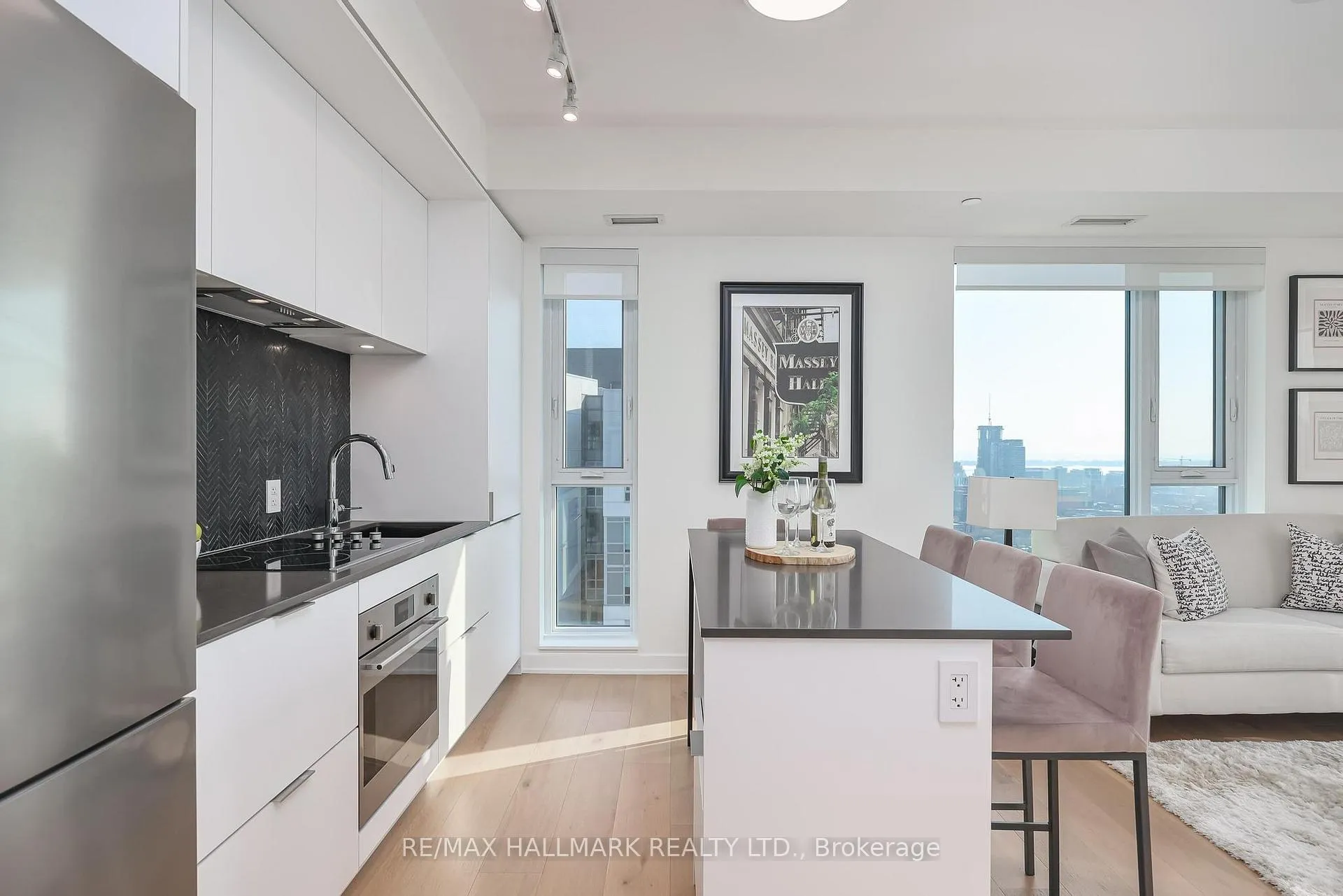 Photo 12 of Unit 2703, 130 River Street, Toronto, Regent Park — HOMEH