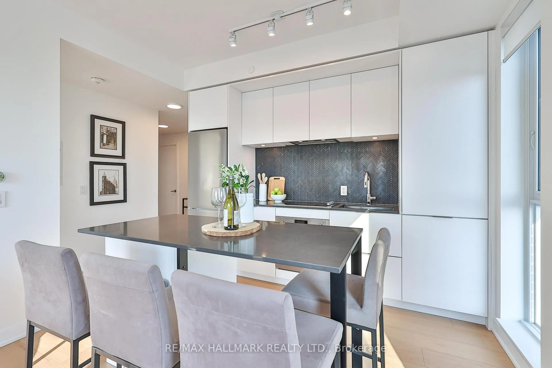 Photo 15 of Unit 2703, 130 River Street, Toronto, Regent Park — HOMEH