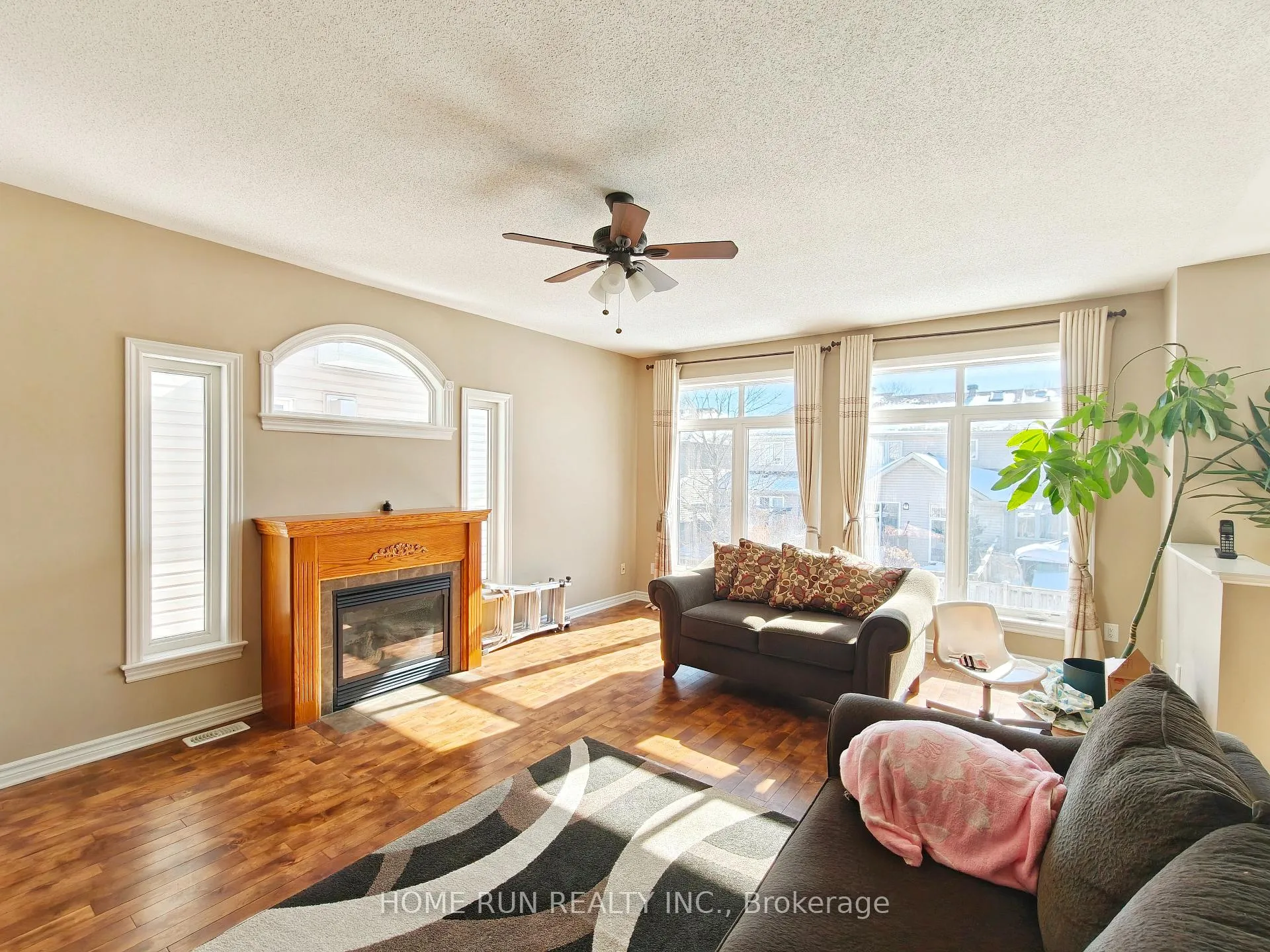 Photo 3 of 75 Polo Lane, Ottawa, Kanata - Emerald Meadows/Trailwest — HOMEH